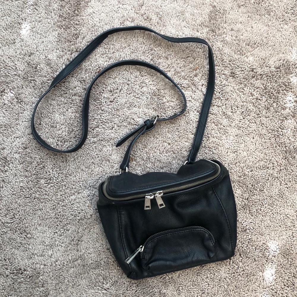 Shoulder bag